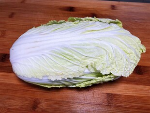 一颗新鲜的大白菜