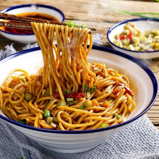 美味劲道的特色凉面