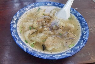 美味馄饨汤