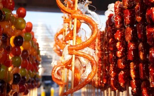 传统美味糖葫芦诱人展示