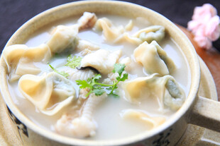 鲜香馄饨汤
