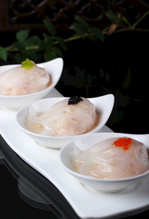 精致虾饺美食摆盘