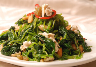凉拌菠菜配虾仁