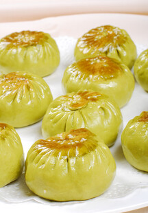 金黄诱人的美味煎饺