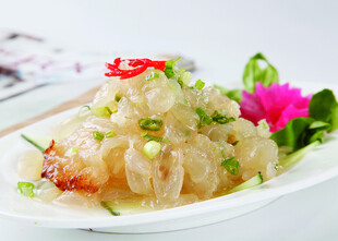 美味凉拌海蜇丝