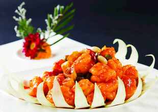 美味糖醋里脊摆盘精致