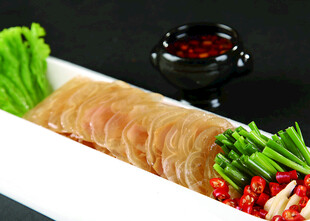 凉拌猪皮卷配时蔬蘸料