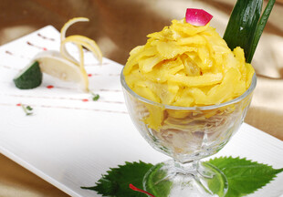 芒果雕花甜品