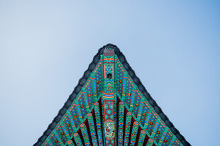 中式古建筑飞檐特写