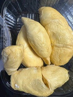 新鲜美味的榴莲果肉