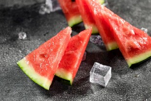冰镇西瓜切片