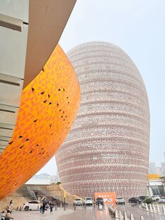 独特外观的标志性建筑