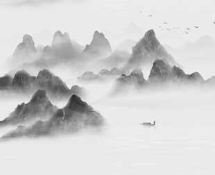 水墨山水间的孤舟意境