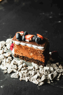 巧克力浆果千层蛋糕