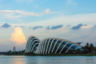 新加坡滨海湾美丽建筑景观