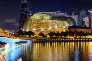 新加坡滨海艺术中心夜景