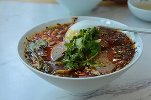 香辣美味的特色凉拌菜