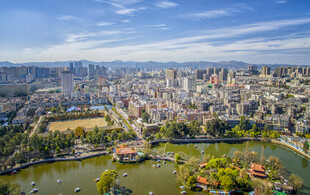 昆明翠湖公园及城市航拍