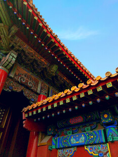 中式古建筑屋檐精美细节