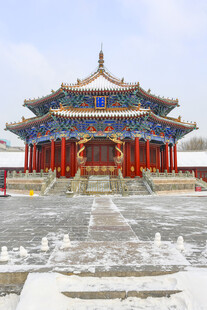 中式古建筑庙宇雪景
