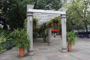 户外木质凉亭景观