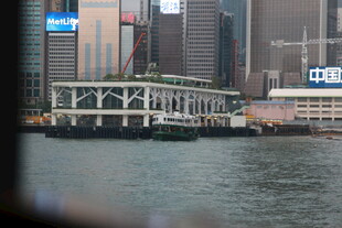 香港海滨码头城市景观