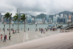 香港海滨热闹景象