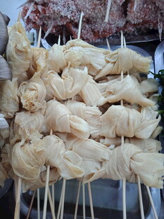 烤面筋串特写