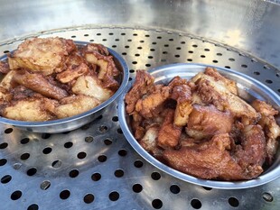 两碗美味扣肉