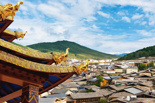 古建俯瞰山城风貌