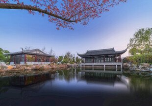 中式园林湖畔美景