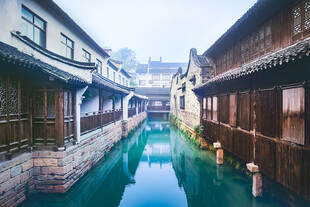 江南水乡古巷河道美景