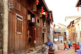 古巷人家的闲适生活