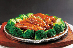 红焖西蓝花排骨