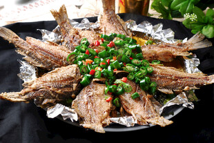 香煎小黄鱼