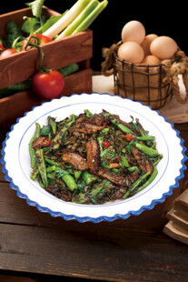 青椒炒梅菜扣肉