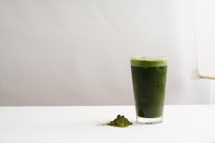 绿色抹茶饮品 清新一杯
