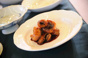 美味酱烧章鱼