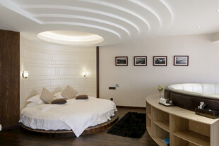 现代简约风圆形床卧室