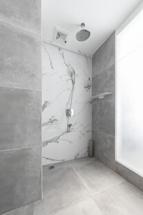 现代简约风大理石浴室