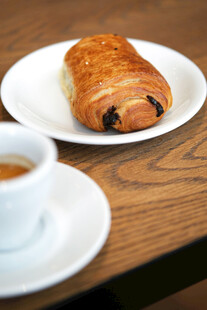 美味面包配咖啡时光