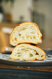 切开的夹心面包