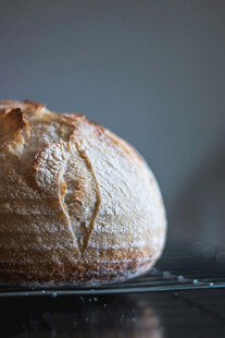 新鲜出炉的美味面包