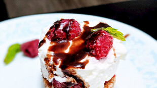 巧克力淋面甜点