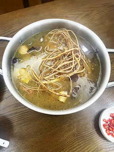 五指毛桃鸡汤