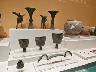 古代青铜器展示