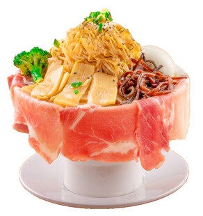 豪华牛肉火锅食材拼盘
