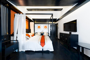 现代简约风格温馨卧室