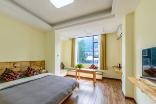 温馨简约风卧室室内场景