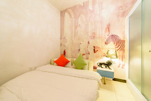 温馨简约风卧室一角